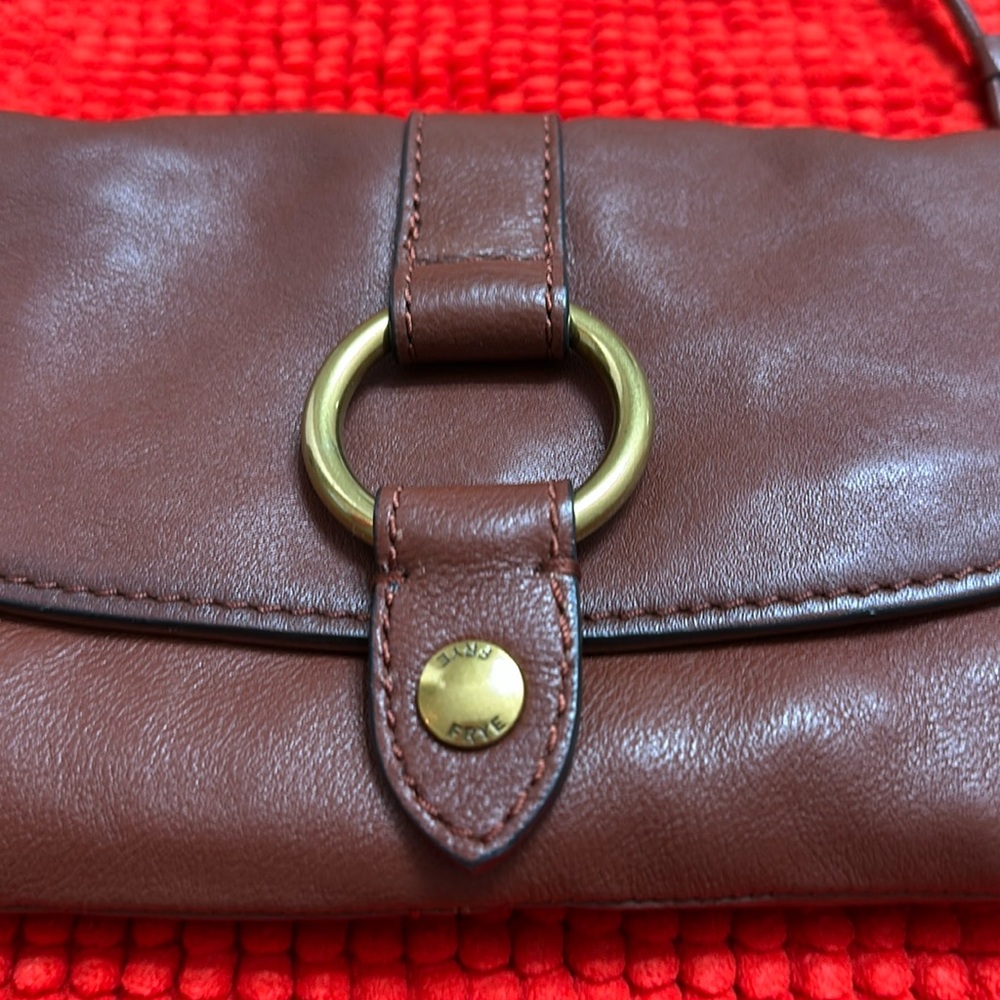 Frye Ring Crossbody leather Bag - Picture 2 of 9